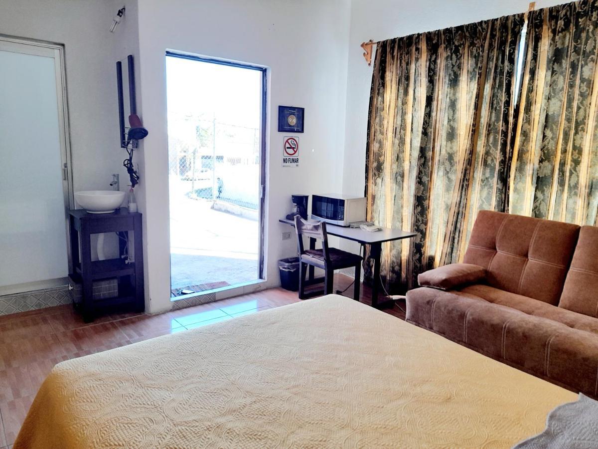 Suite Amplia Privada A 8 Min Del Centro Aguascalientes Exterior photo